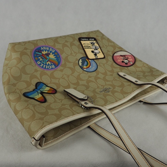 Disney Coach City Zip Tote Minnie Mouse Patches - Picture 6 of 8